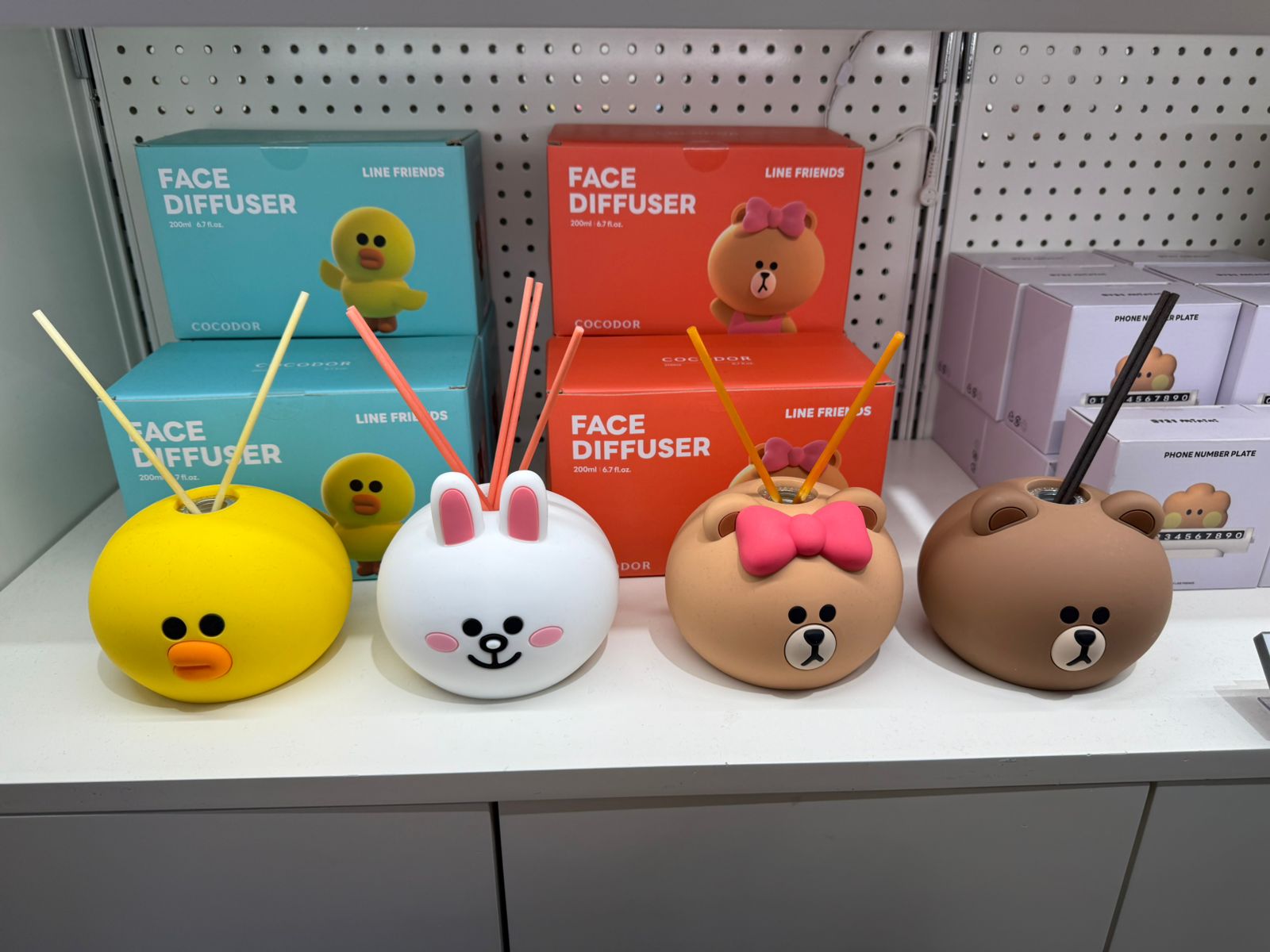 [LINE FRIENDS] AIR FRESHENER ukuran 200ml